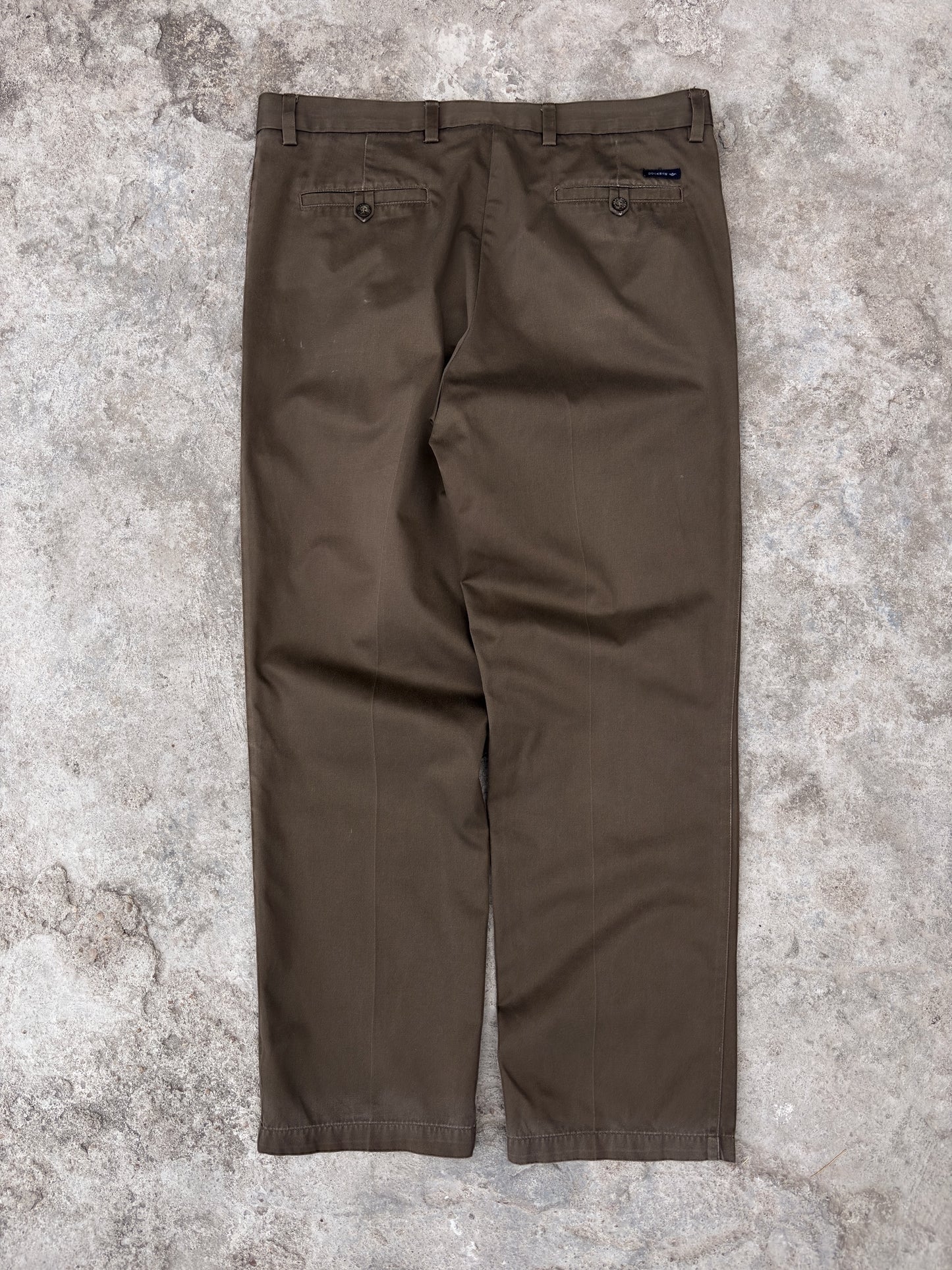 Dockers - 38