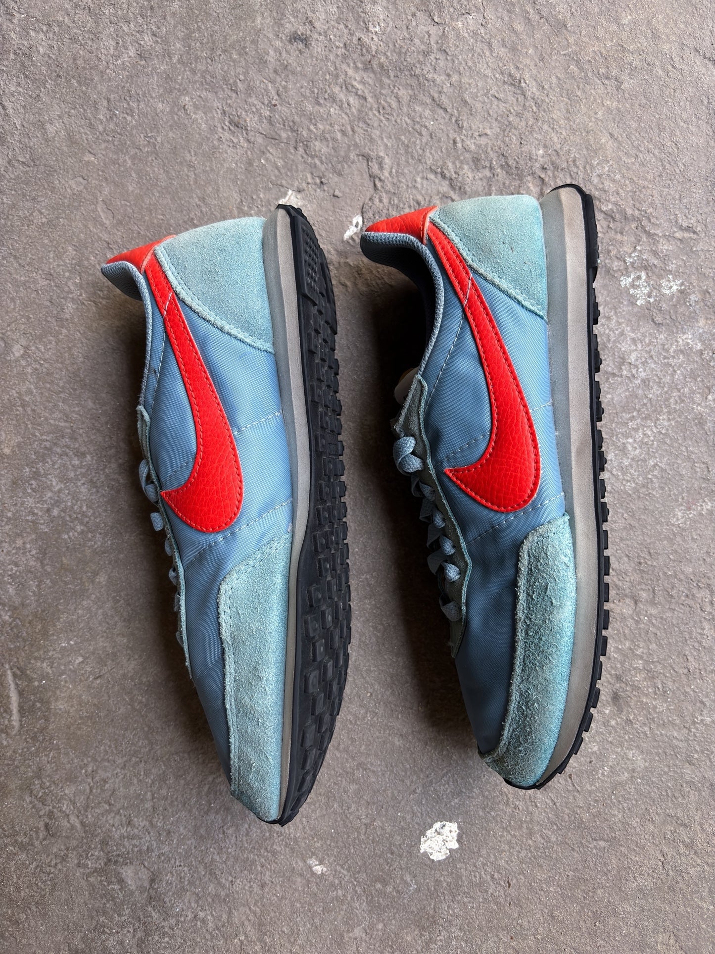 Nike Waffle Trainers - 25 CM
