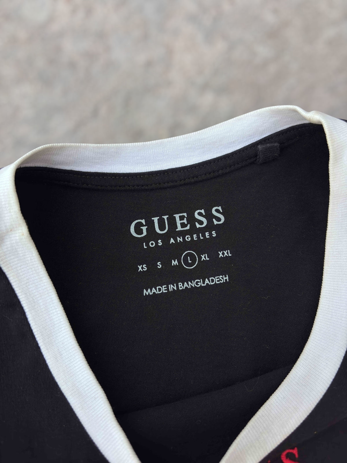 Guess - L