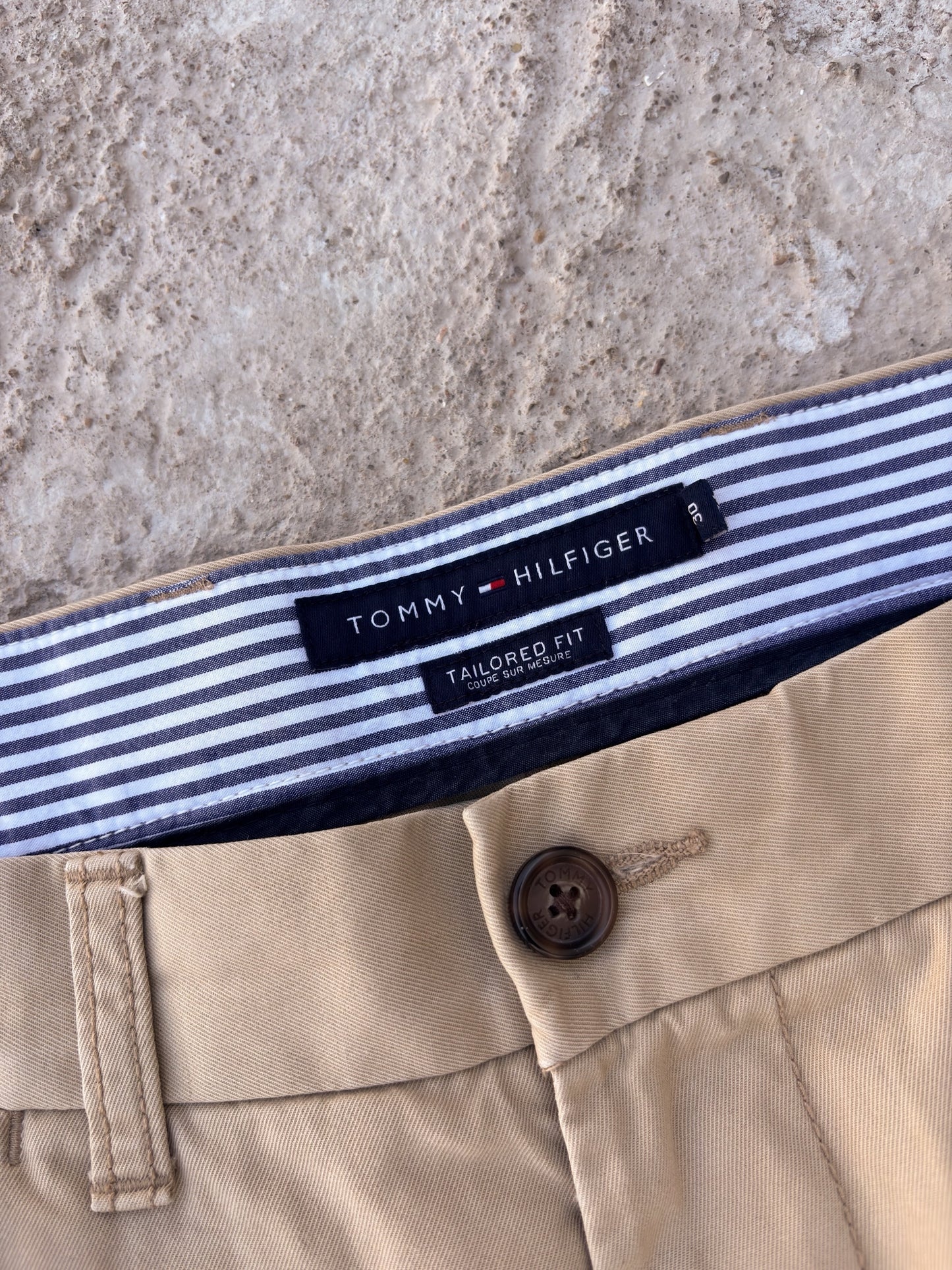 Tommy Hilfiger - 34