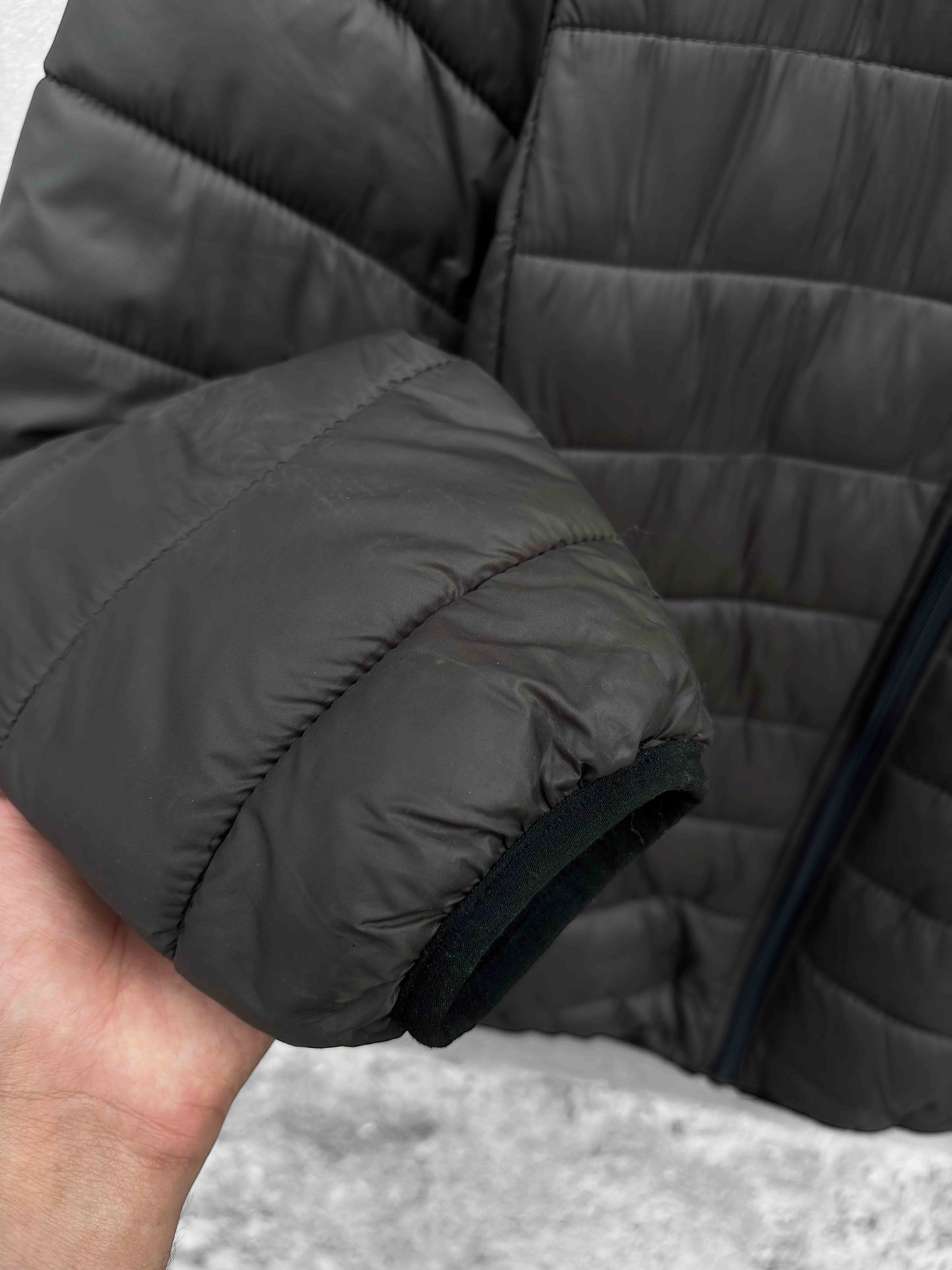 Puffer Jacket - M