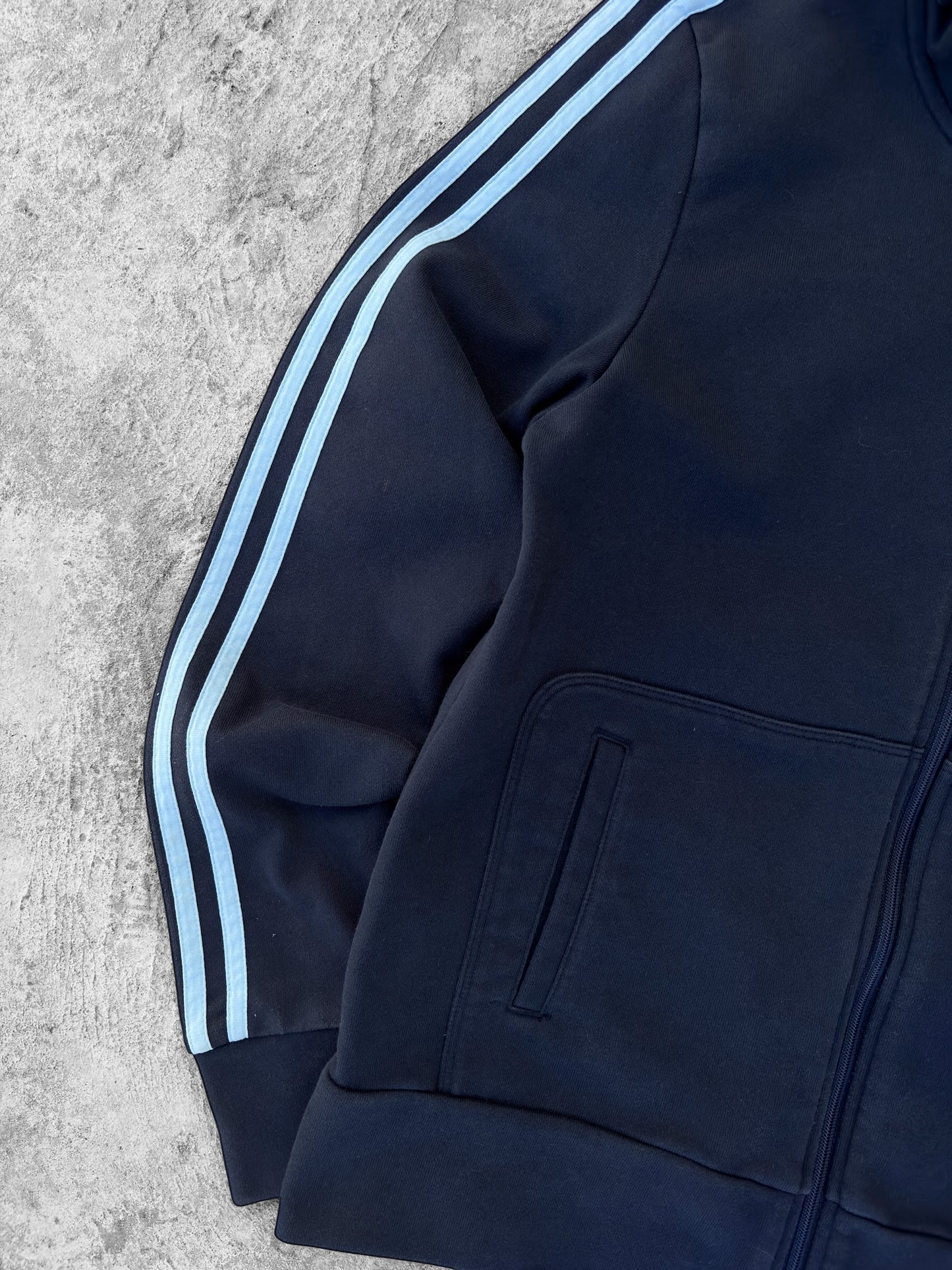 Adidas - L