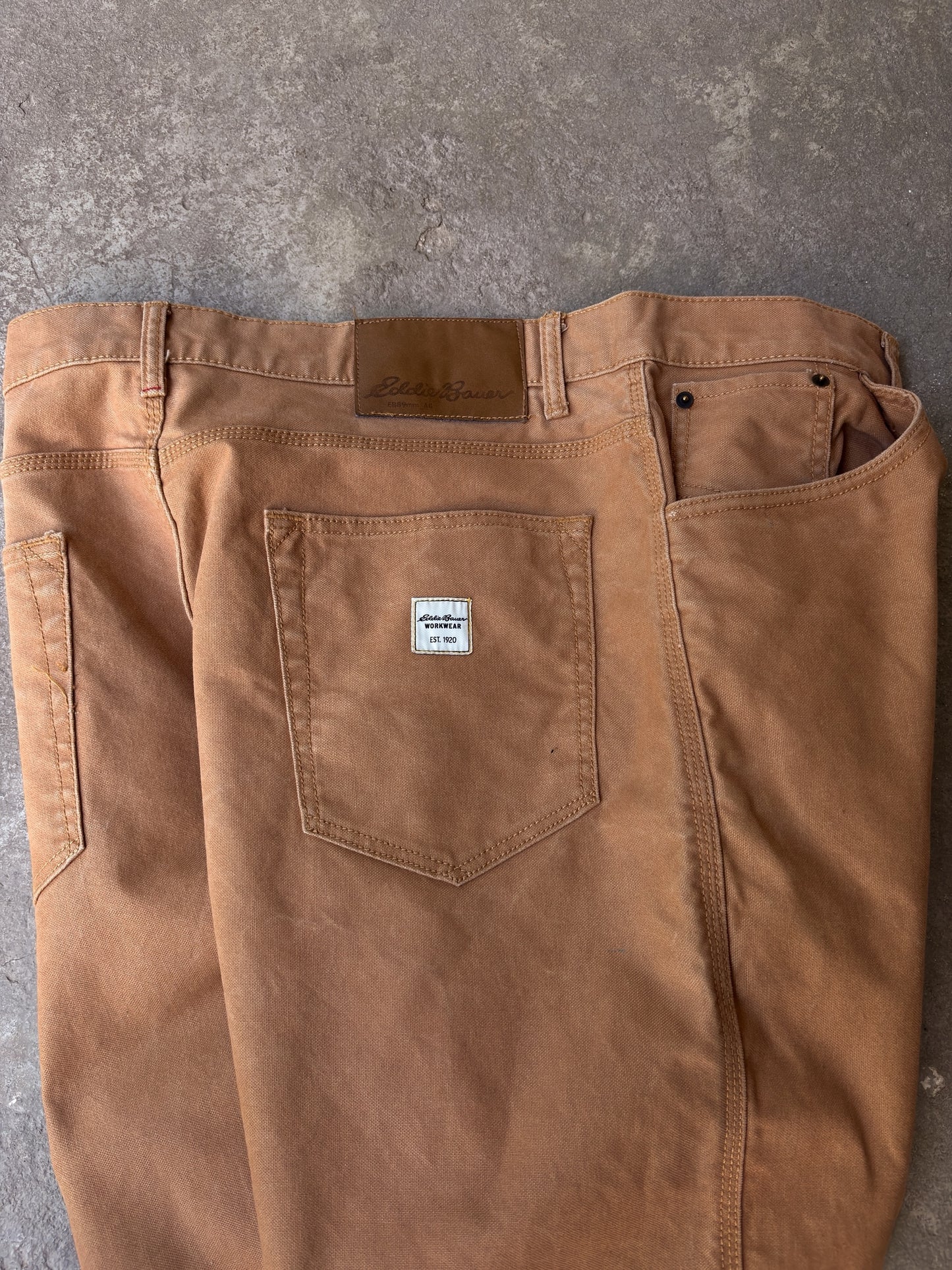 Eddie Bauer - 40