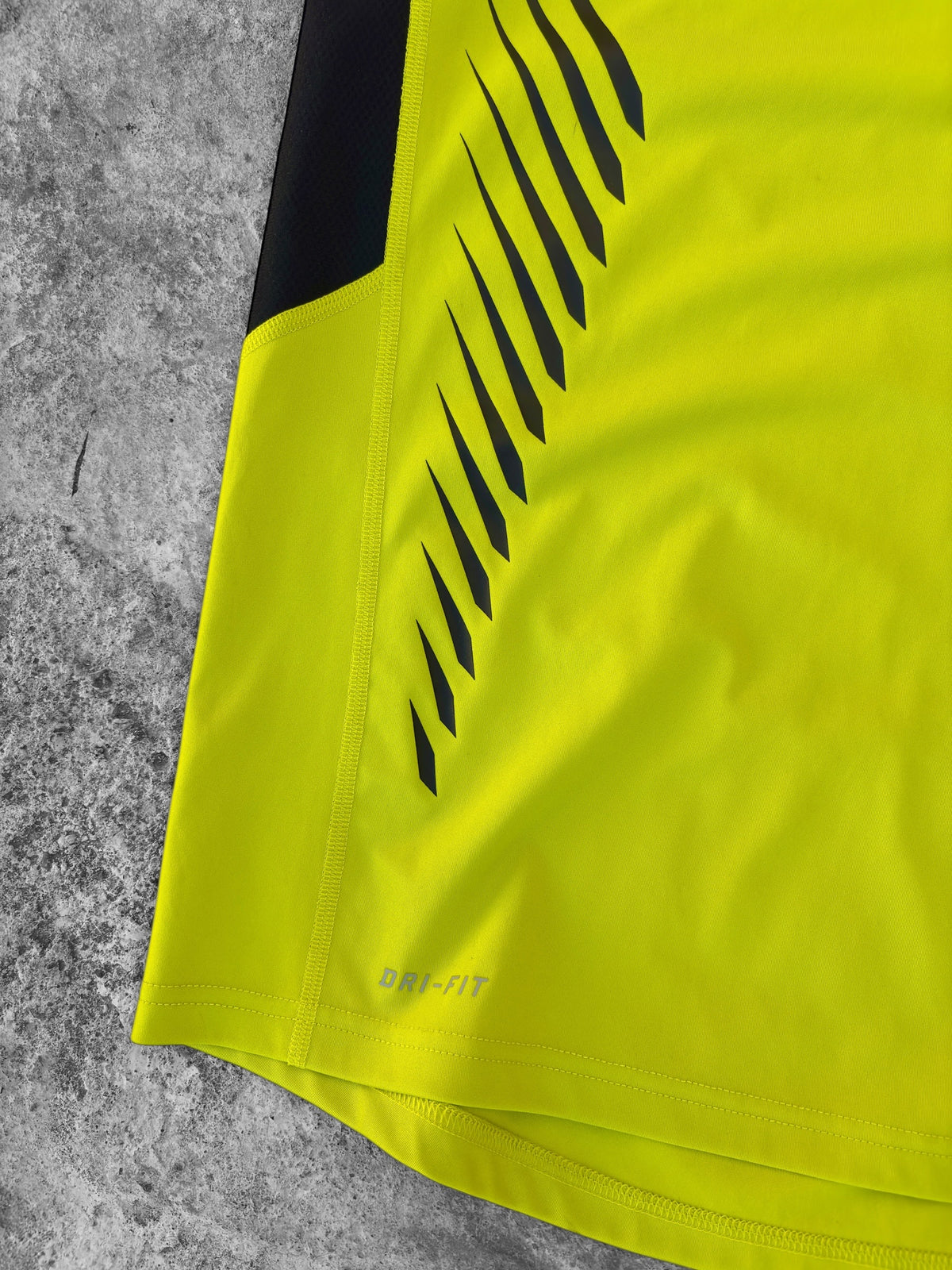 Nike Sport - L