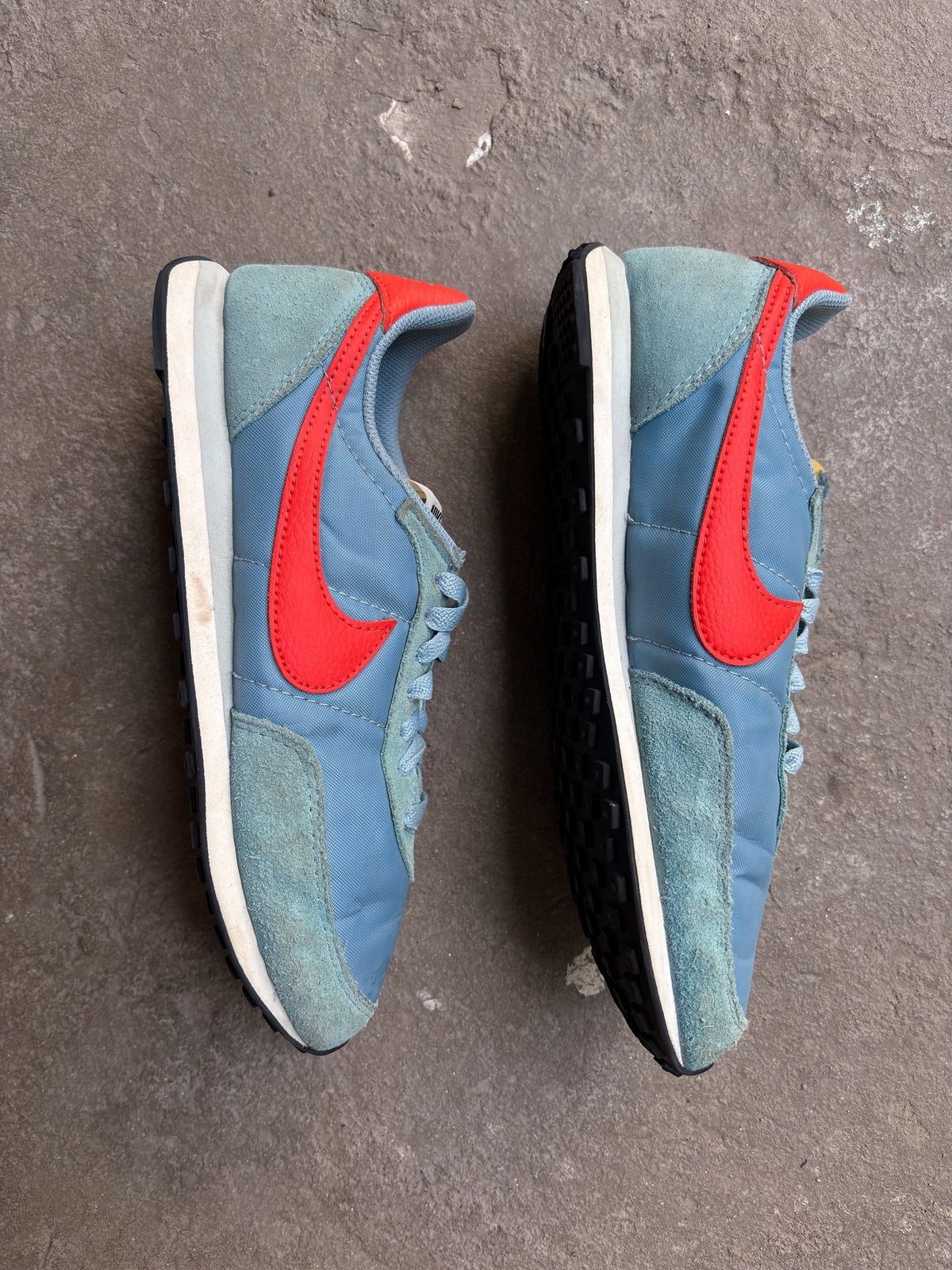Nike Waffle Trainers - 25 CM