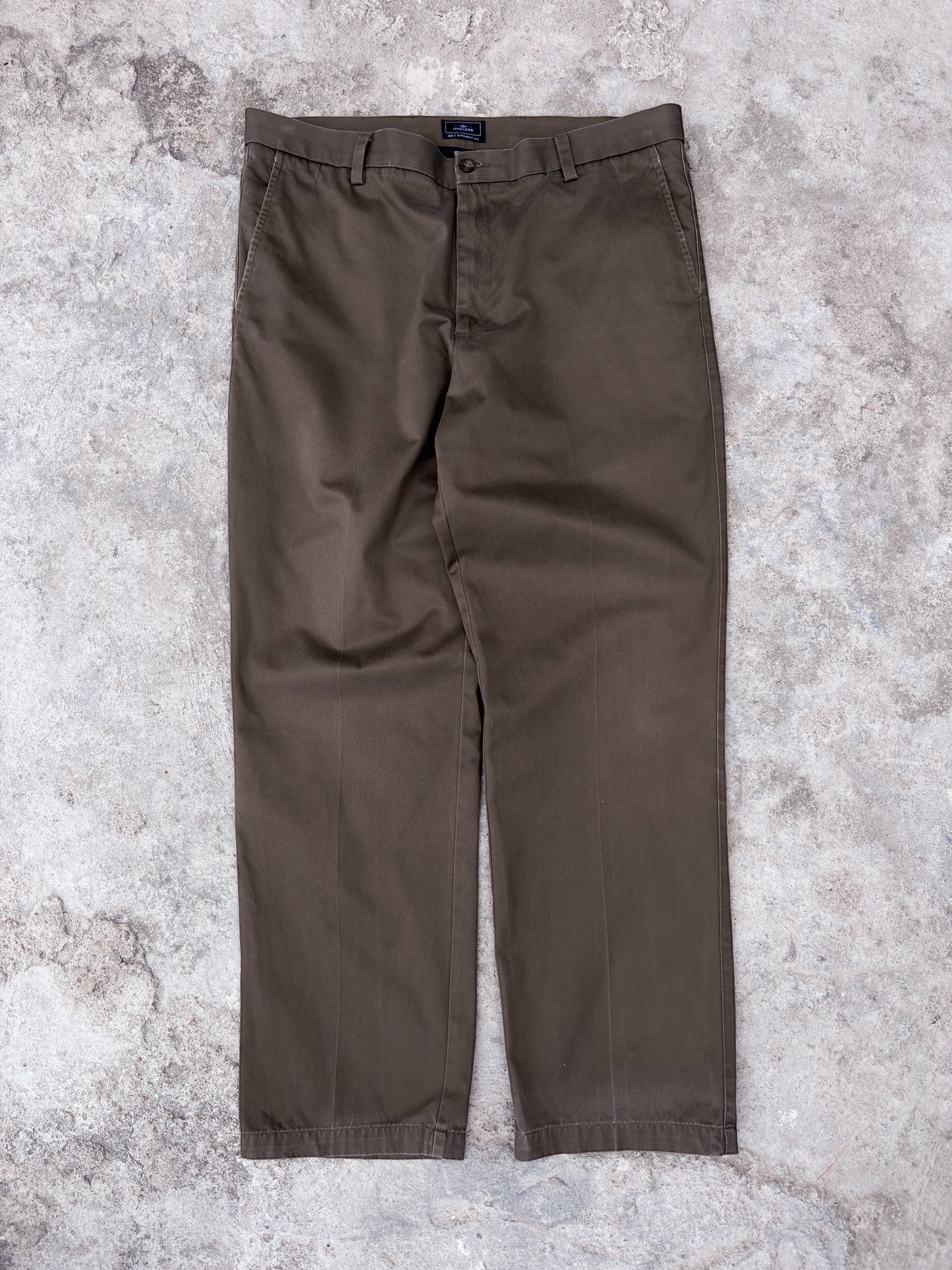 Dockers - 38