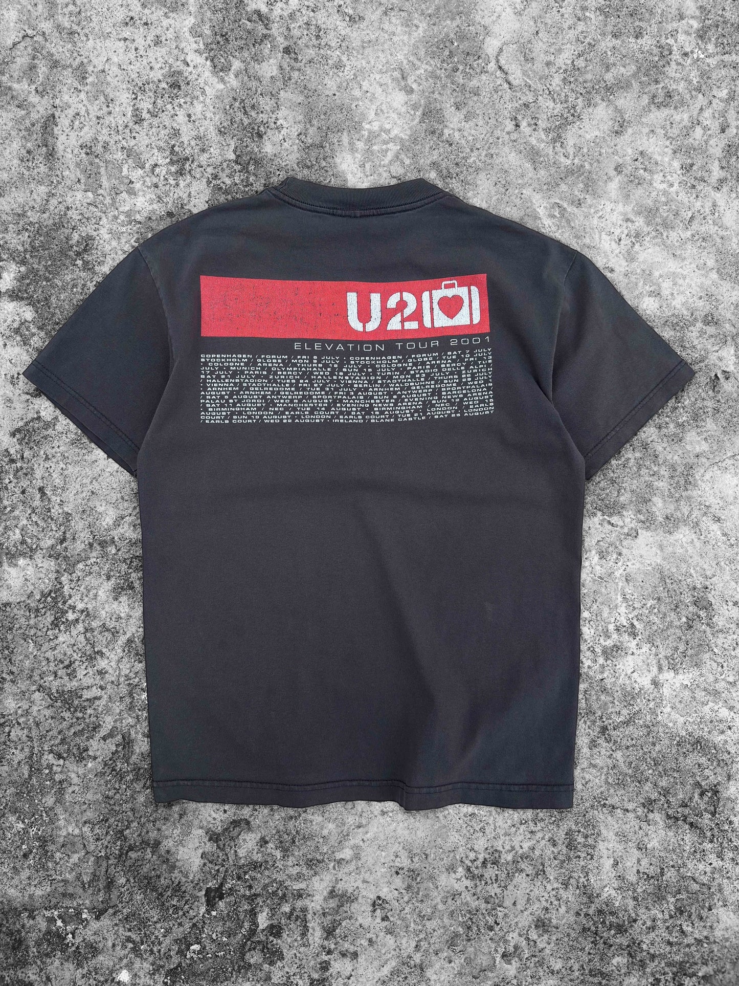 U2 (2001) - M