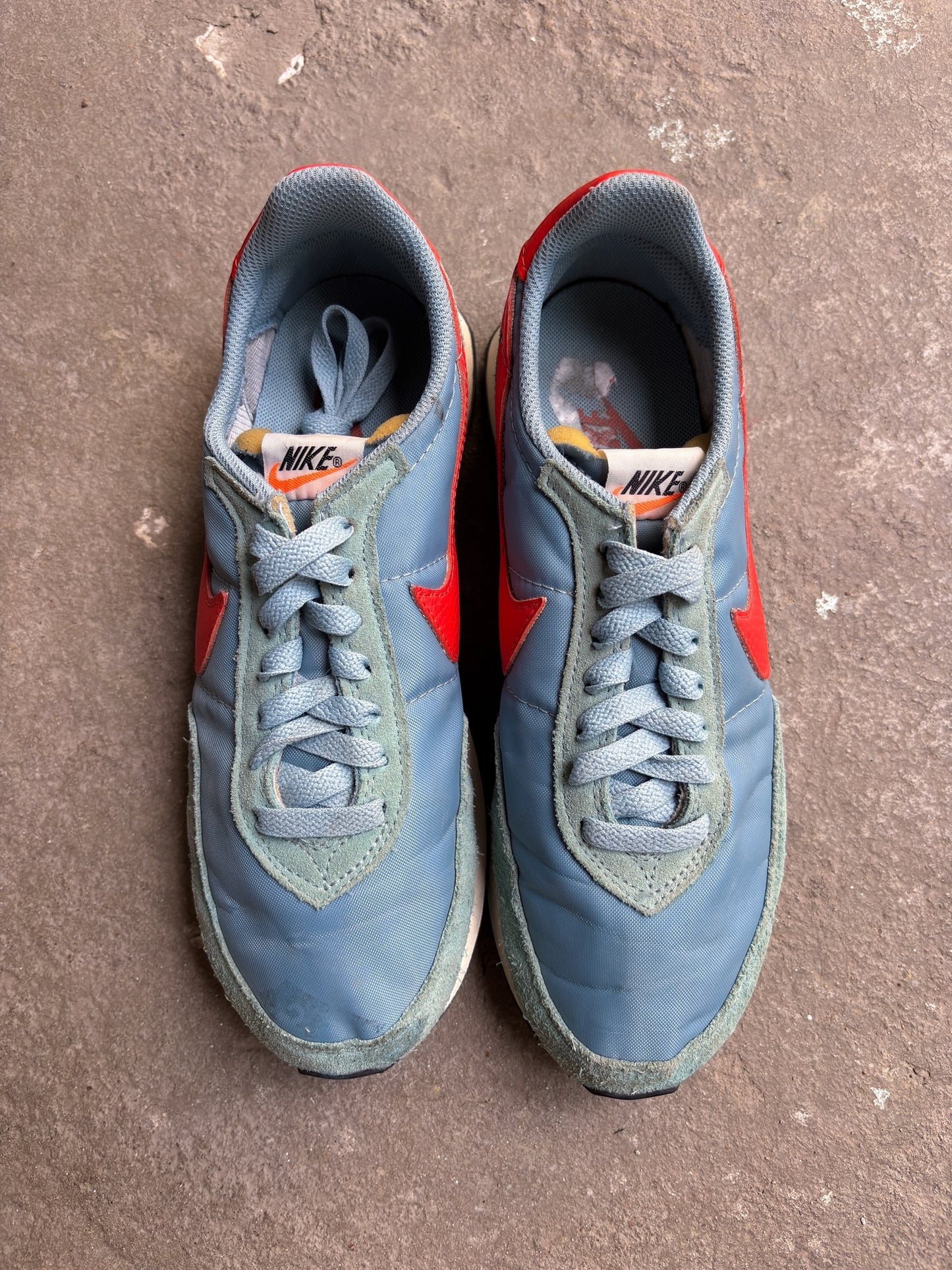 Nike Waffle Trainers - 25 CM